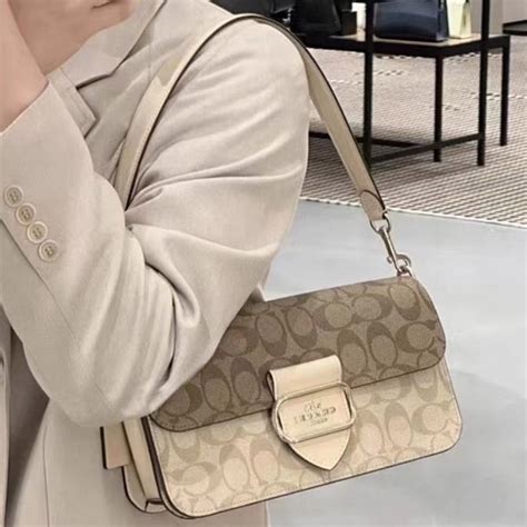 bolsa de mano coach